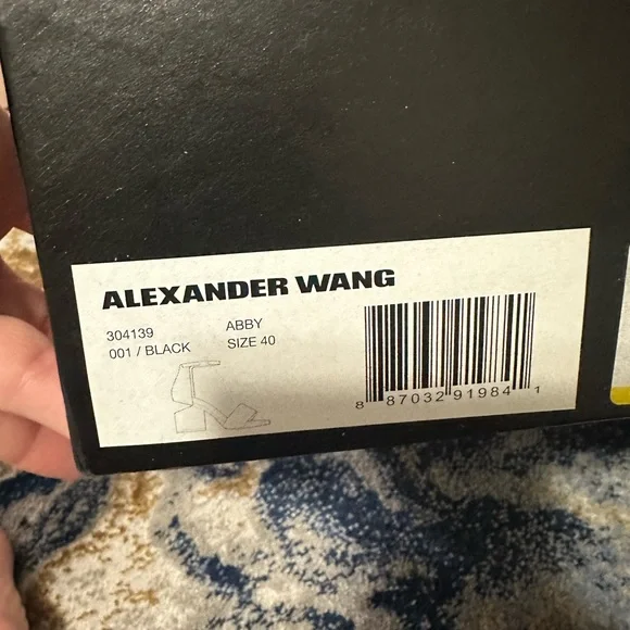 Beautiful/ unique sandals - Picture 5 of 5